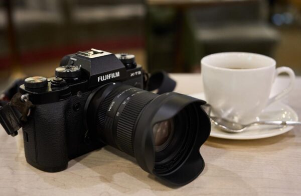 Sigma 18-50mm f/2.8 DC DN for Fujifilm X - Ống kính zoom tiêu chuẩn nhỏ gọn với khẩu độ f/2.8 cố định