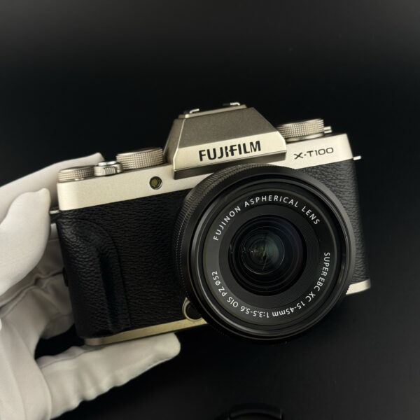Thiết kế và chất lượng hoàn thiện của Fujifilm X-T100 cũ