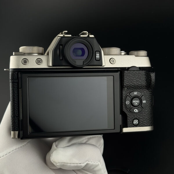 Vì sao nên chọn Fujifilm X-T100 cũ, đã qua sử dụng, 2nd?